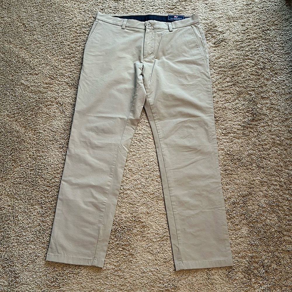 Men’s khaki tech/travel pants